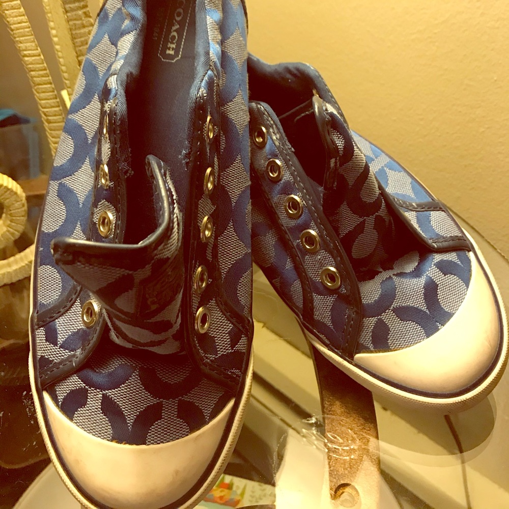 Blue coach tennis shoes never worn!